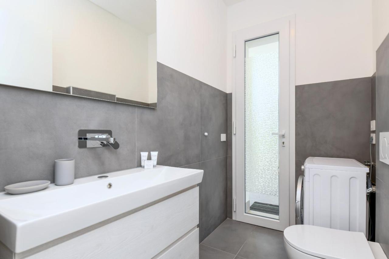 Villette Dolci Luxury Homes بسكييرا ديل غاردا المظهر الخارجي الصورة