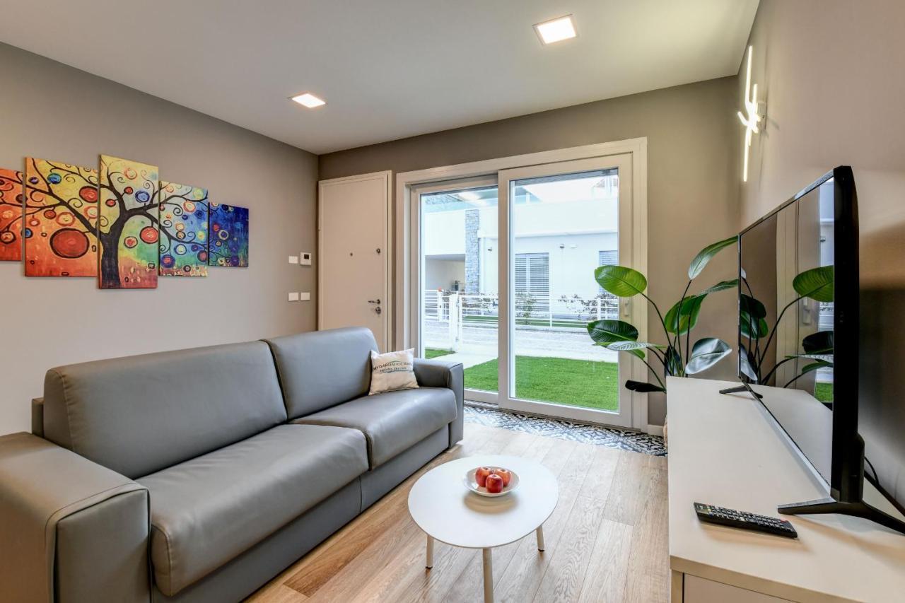 Villette Dolci Luxury Homes بسكييرا ديل غاردا المظهر الخارجي الصورة